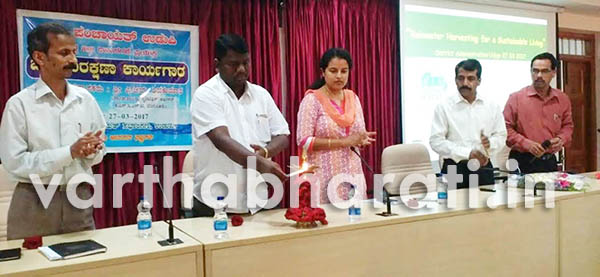  ನೀರನ್ನು ಗೌರವಿಸಿ; ನಮ್ಮ ನೀರು ನಮ್ಮ ಜವಾಬ್ದಾರಿ 